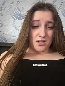 Strawberryyyyik online show from March 2025 09:55:01 AM