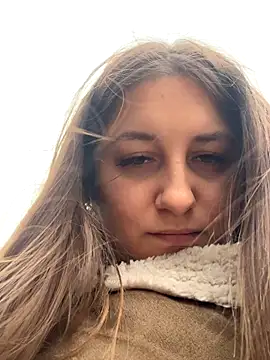 Strawberryyyyik online show from October 2025 12:11:01 PM