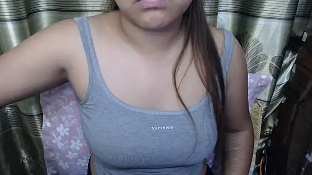 queen angelina online show from April 2026 06:57:02 PM