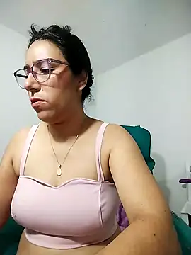 Im Alma  online show from June 2026 12:04:01 AM