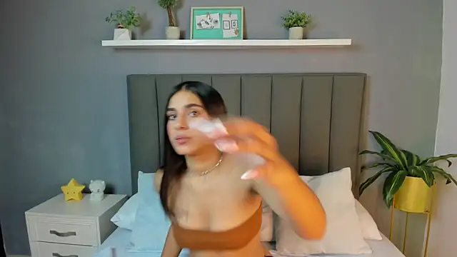 Snapshot of dalila30x chatting on December 2024 07:35:01 PM dalila30x online show from December 2024 07:35:01 PM