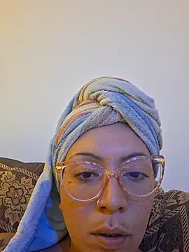 Snapshot of VenomKushx chatting on February 2026 01:28:02 AM VenomKushx online show from February 2026 01:28:02 AM