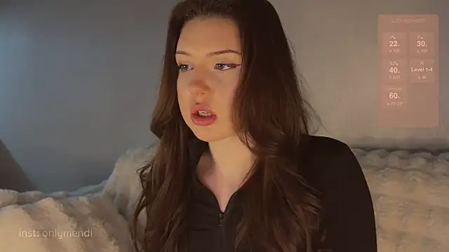 Snapshot of MENNDI chatting on January 2025 05:11:02 PM MENNDI online show from January 2025 05:11:02 PM