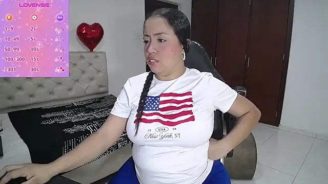 Snapshot of cristal_horny19 chatting on September 2025 03:22:01 AM cristal horny19 online show from September 2025 03:22:01 AM