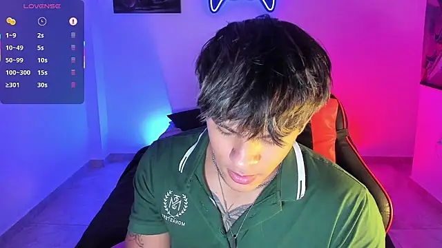 Snapshot of LuciferM_Star chatting on November 2025 02:44:02 AM LuciferM Star online show from November 2025 02:44:02 AM