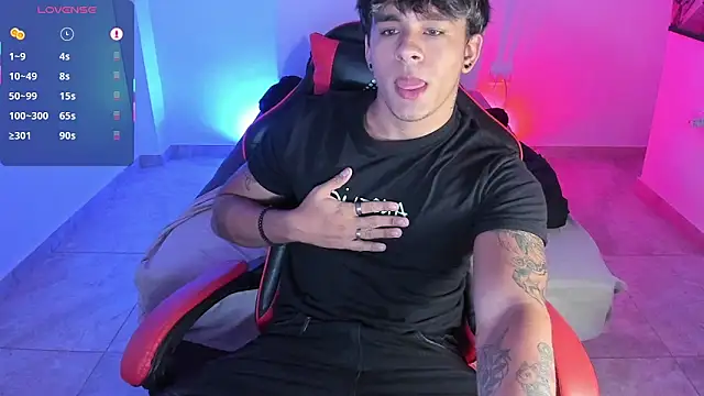 Snapshot of LuciferM_Star chatting on November 2025 03:20:01 AM LuciferM Star online show from November 2025 03:20:01 AM