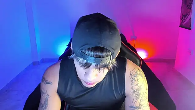 Snapshot of LuciferM_Star chatting on December 2025 02:30:01 AM LuciferM Star online show from December 2025 02:30:01 AM