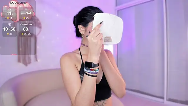 aisha sakina online show from October 2025 11:02:01 PM