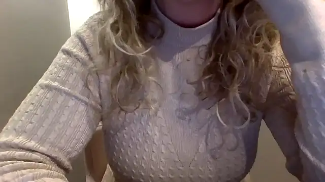 JenniLowen online show from February 2025 02:33:02 PM