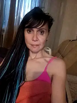 Francenia lolis online show from May 2026 07:04:01 PM