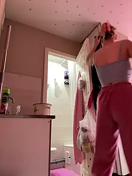 Snapshot of -Sexy_Barbie- chatting on January 2025 06:35:01 AM -Sexy Barbie- online show from January 2025 06:35:01 AM