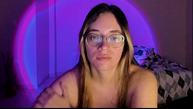 atenas 05  online show from November 2025 09:36:01 AM