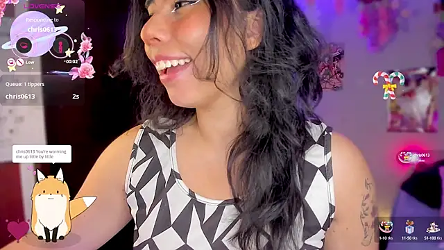 Snapshot of kiki_cavilll chatting on February 2025 03:03:01 PM kiki cavilll online show from February 2025 03:03:01 PM