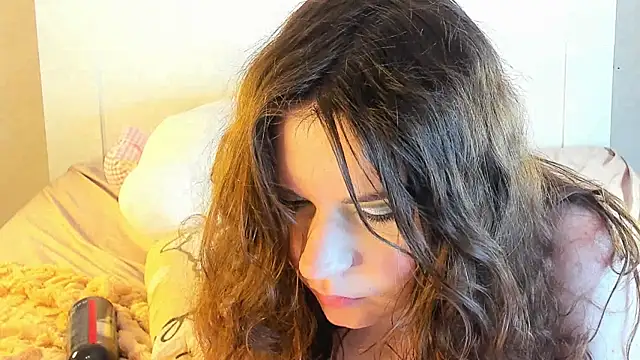 kuraii1  online show from January 2025 03:34:02 AM