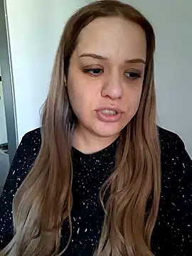 cansuozell online show from October 2025 12:38:02 PM