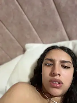 paulette dupont online show from April 2026 12:04:01 AM