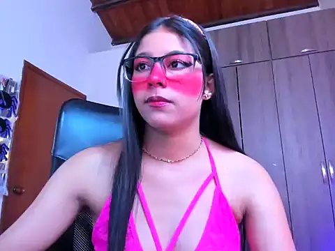 Snapshot of _ALLYSON18_ chatting on November 2025 11:34:01 AM ALLYSON18 online show from November 2025 11:34:01 AM