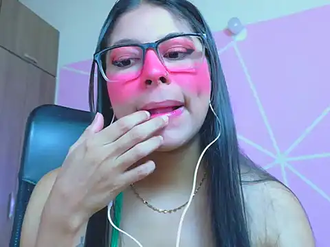  ALLYSON18  online show from April 2026 12:29:02 PM