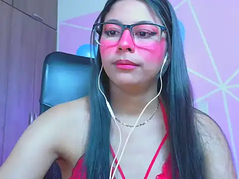  ALLYSON18  online show from April 2026 05:30:01 PM