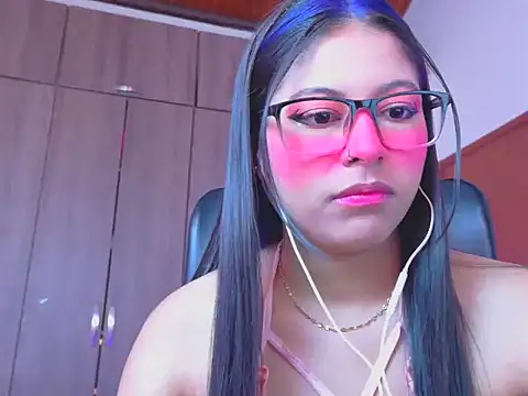  ALLYSON18  online show from July 2026 12:01:01 PM