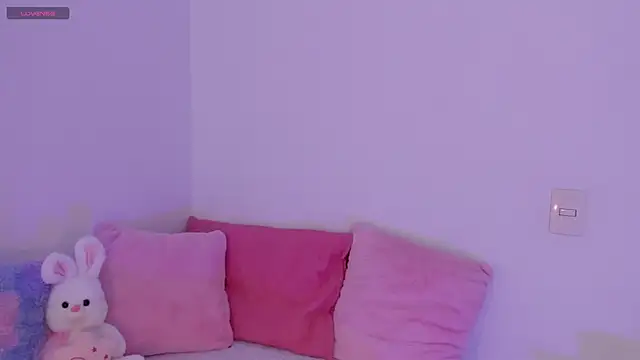Brisa blue online show from April 2026 07:30:02 PM