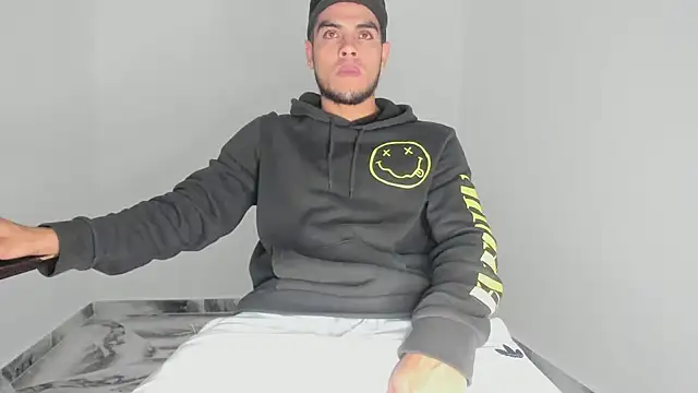 mikee scooth online show from November 2025 09:44:02 AM