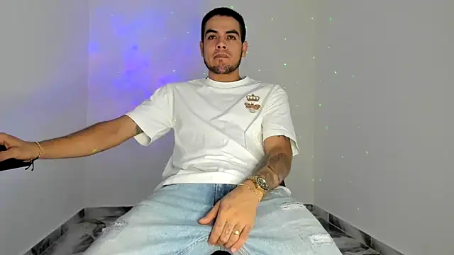 mikee scooth online show from February 2026 05:35:01 PM