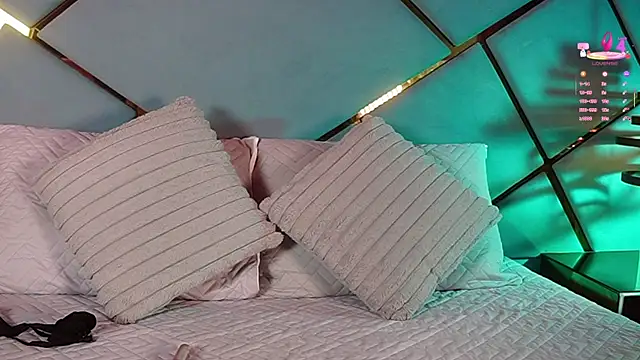 ammy durand online show from November 2025 07:24:02 PM