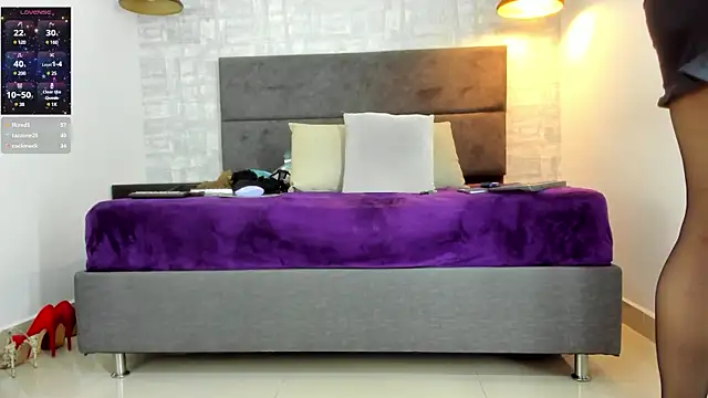 missnatash online show from March 2025 04:25:01 PM