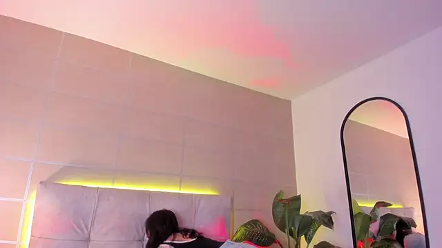 Karito-28 online show from October 2025 12:20:01 PM