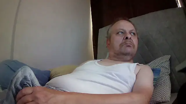 amylrmm1903 online show from July 2026 12:12:01 PM