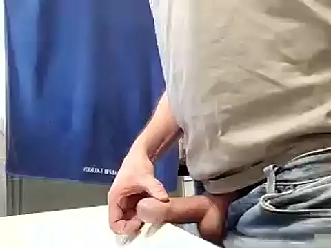 Snapshot of Veinedur chatting on January 2026 12:07:02 PM Veinedur online show from January 2026 12:07:02 PM