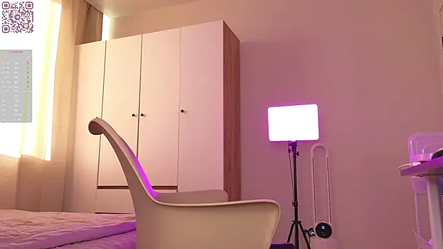 HalieCross online show from March 2025 04:39:02 AM