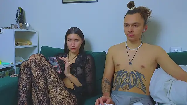 Snapshot of do_u_know_them chatting on January 2026 11:14:02 AM do u know them online show from January 2026 11:14:02 AM