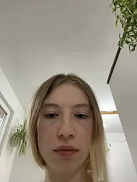 minidivaa  online show from January 2025 05:16:02 AM