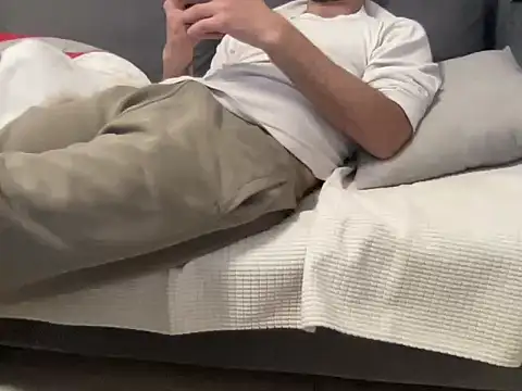 4small4inchlol online show from March 2026 03:40:01 PM