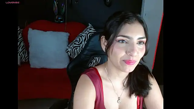 Carolaine69  online show from July 2026 01:28:01 PM