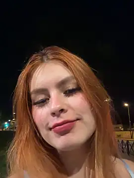 Snapshot of Isa_smeraldy chatting on September 2025 09:27:02 PM Isa smeraldy online show from September 2025 09:27:02 PM