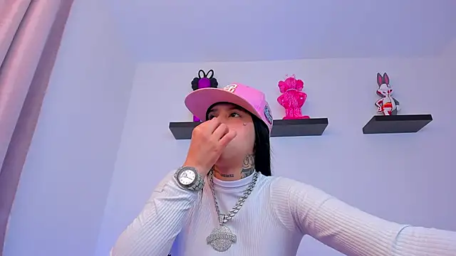 Gangster Girl online show from February 2025 01:58:01 AM