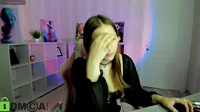 Snapshot of Lasly_Fox chatting on October 2025 12:35:02 AM Lasly Fox online show from October 2025 12:35:02 AM