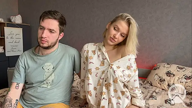 Adelovenick online show from December 2024 09:35:01 AM