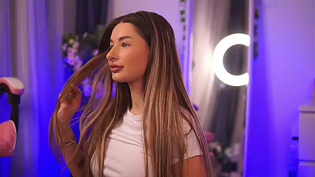 AvaShayy online show from February 2025 10:21:02 PM