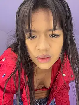 meganthompsonn22 online show from October 2025 05:13:02 PM