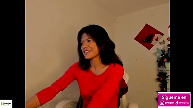 meganthompsonn22 online show from November 2025 06:27:01 AM