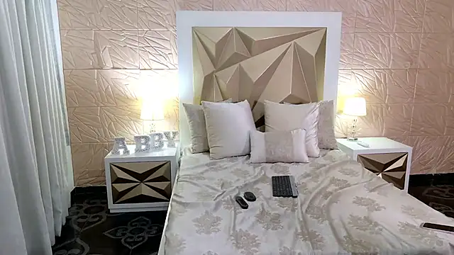 Snapshot of PassionMacoll chatting on September 2025 01:49:01 AM PassionMacoll online show from September 2025 01:49:01 AM