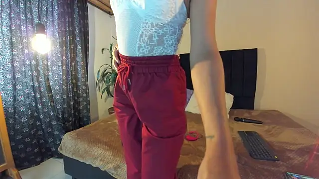 EmiGomez  online show from February 2025 08:07:02 PM