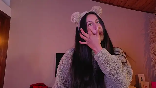 EmiGomez  online show from June 2026 02:51:02 AM