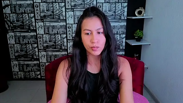 EmiGomez  online show from July 2026 02:37:02 AM