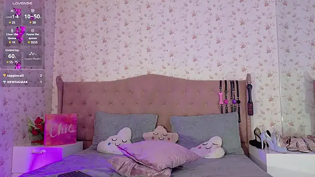 AvrillThomas online show from January 2025 06:46:01 PM