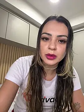 Snapshot of carol_amorim chatting on January 2025 01:32:01 AM carol amorim online show from January 2025 01:32:01 AM